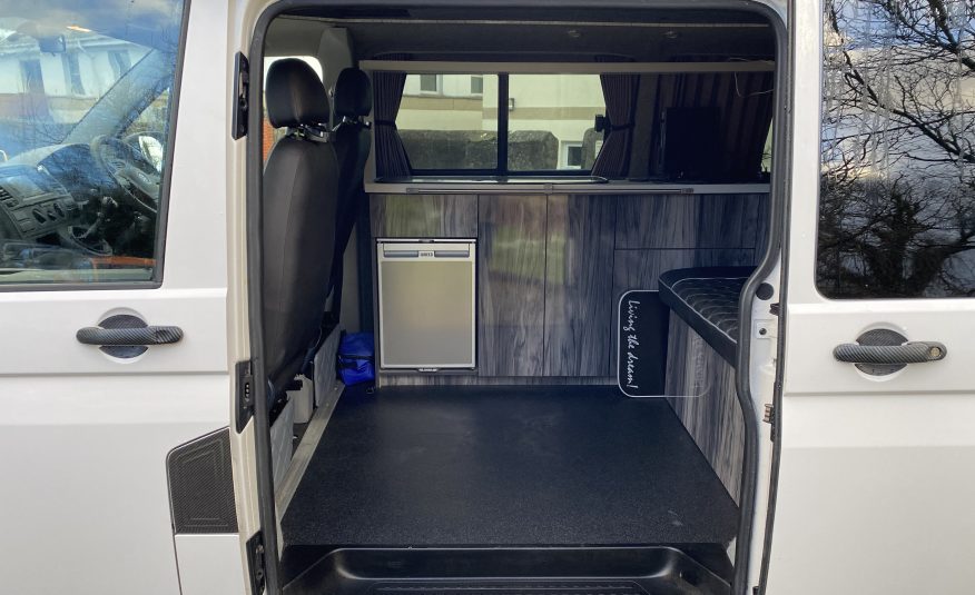2012 Volkswagen Transporter T28 2.0 TDI SWB 4-Birth Campervan