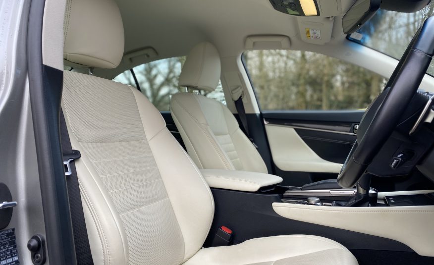 2017 Lexus GS 300h 2.5 Luxury 4DR Auto