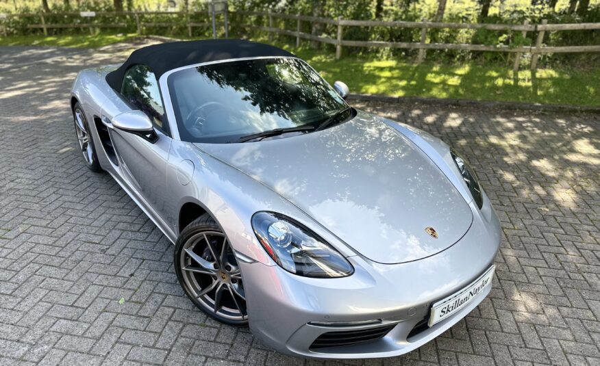 2018 Porsche 718 2.0 Boxster 2Dr Roadster PDK Auto