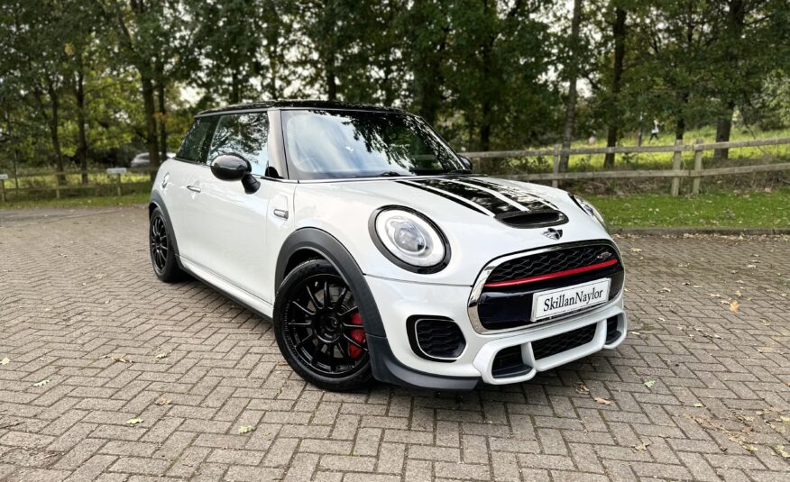 2017 MINI 2.0 John Cooper Works Challenge 3Dr