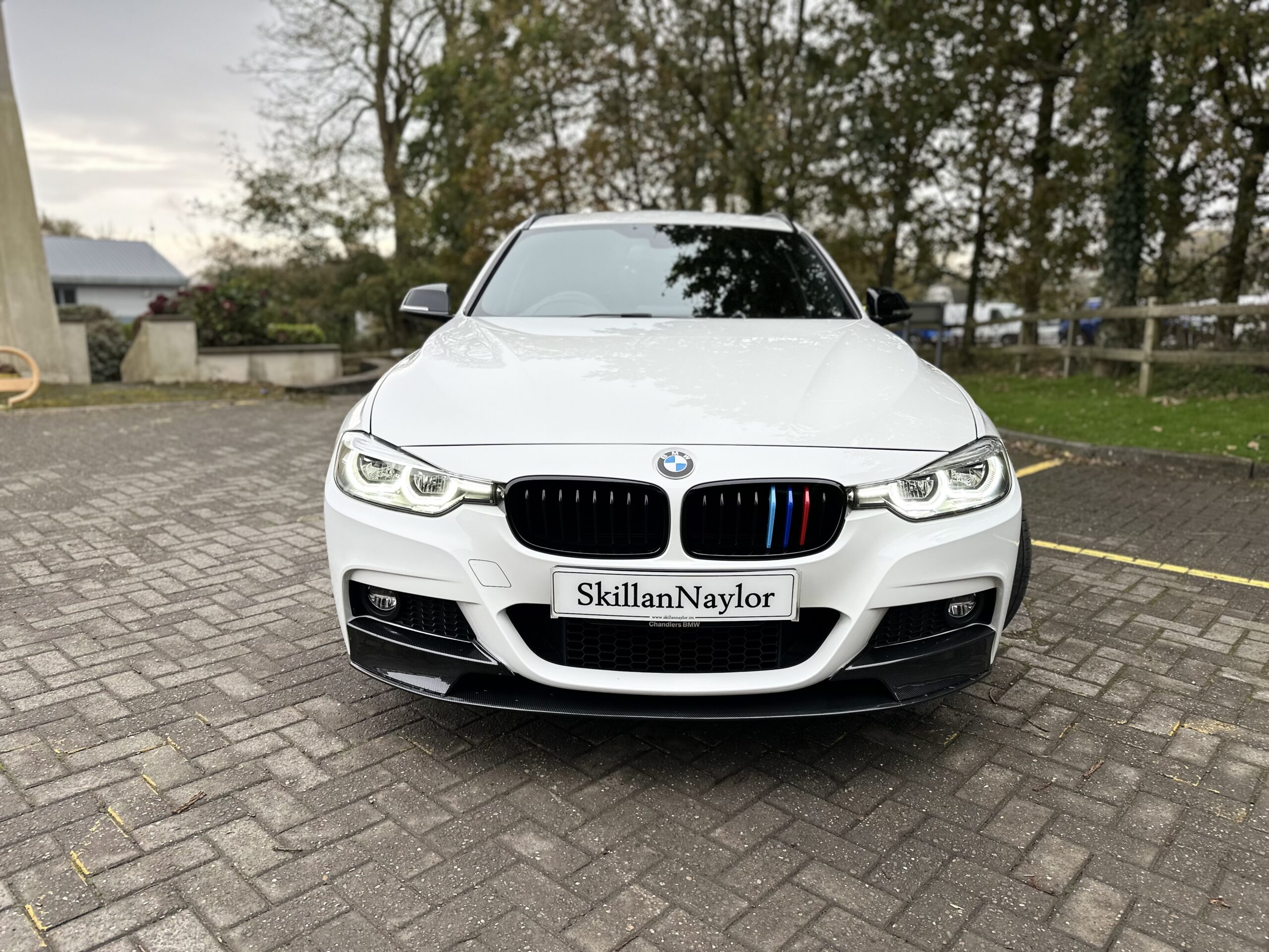 2019 BMW 320i xDrive M-Sport Shadow Edition Touring Auto