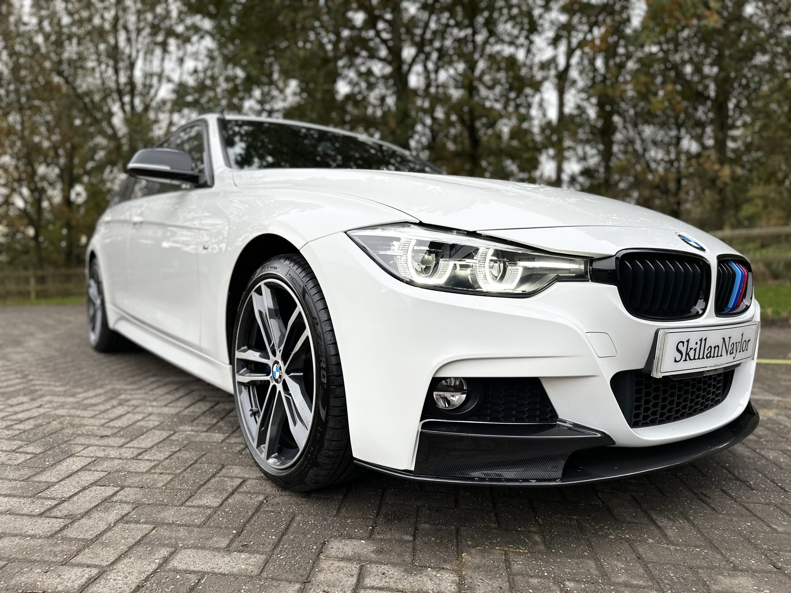 2019 BMW 320i xDrive M-Sport Shadow Edition Touring Auto