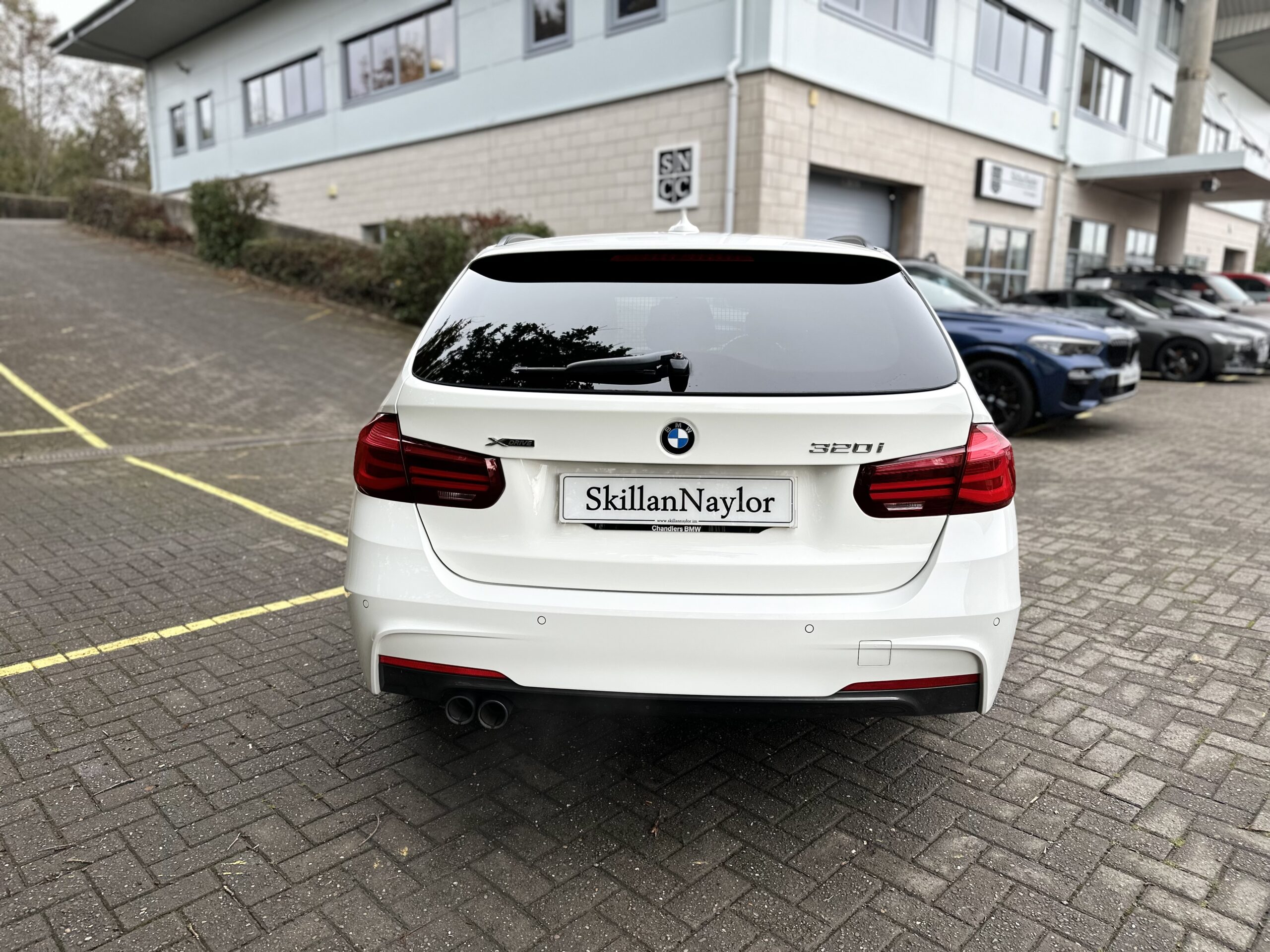 2019 BMW 320i xDrive M-Sport Shadow Edition Touring Auto