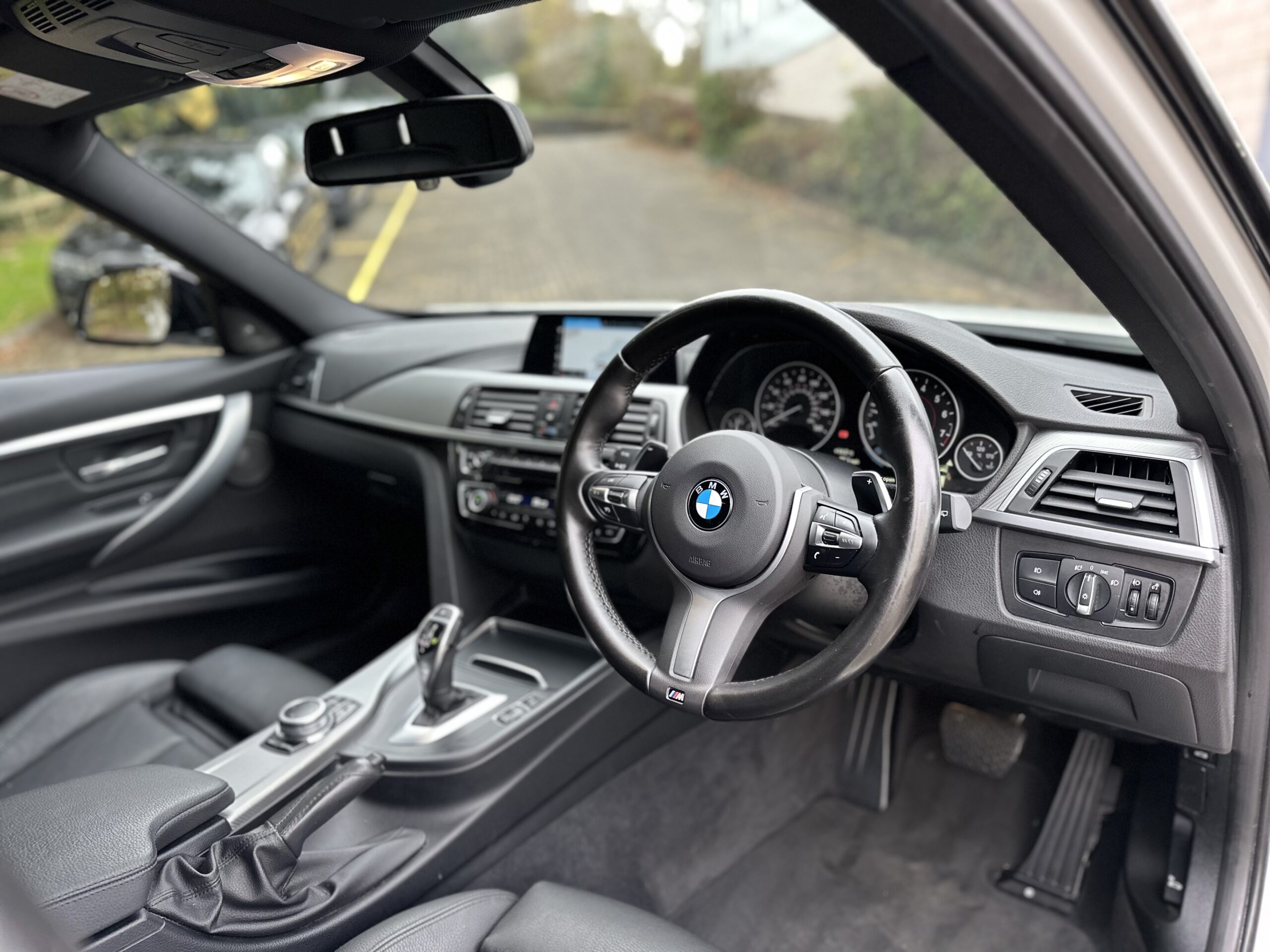 2019 BMW 320i xDrive M-Sport Shadow Edition Touring Auto