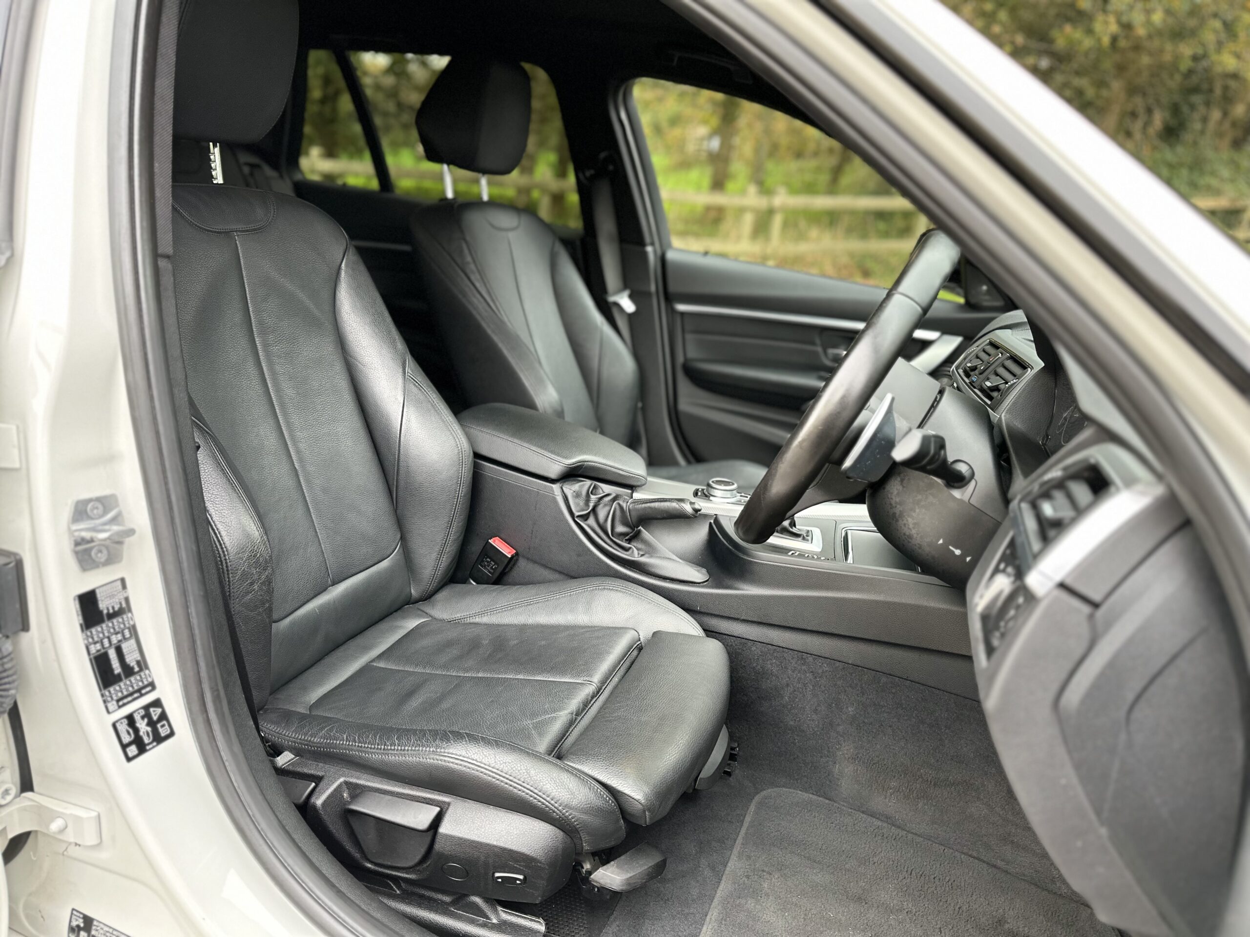 2019 BMW 320i xDrive M-Sport Shadow Edition Touring Auto