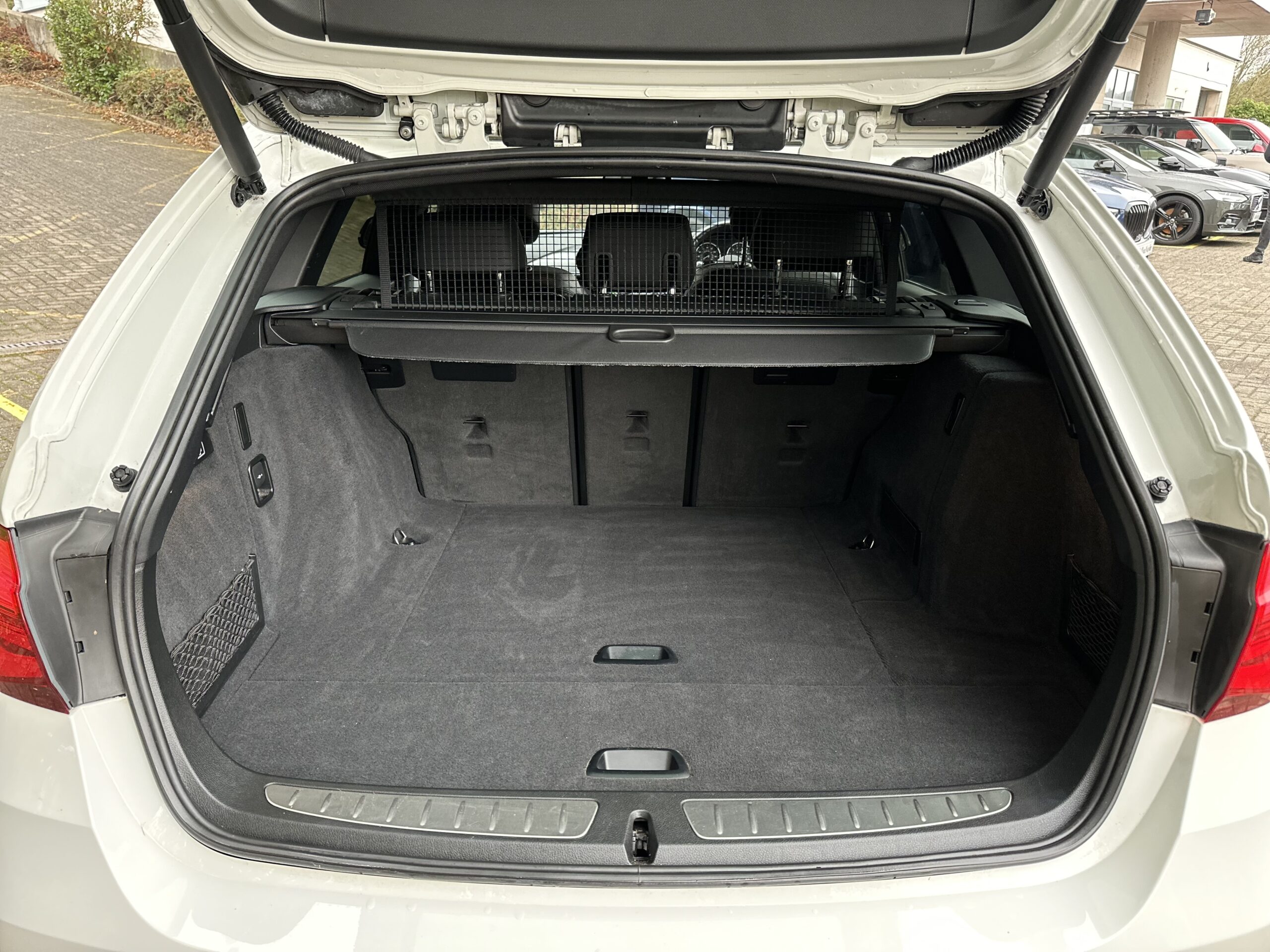 2019 BMW 320i xDrive M-Sport Shadow Edition Touring Auto