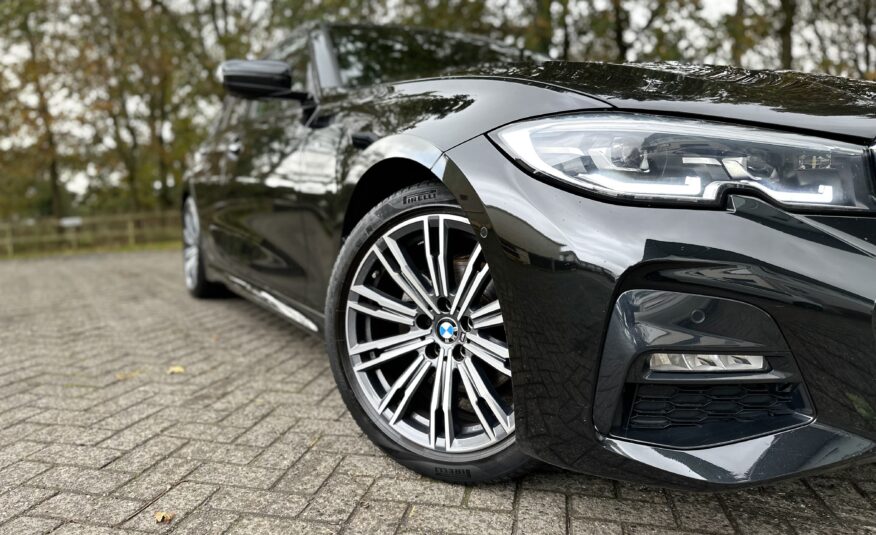 2021 BMW 320i M-Sport 4Dr Auto