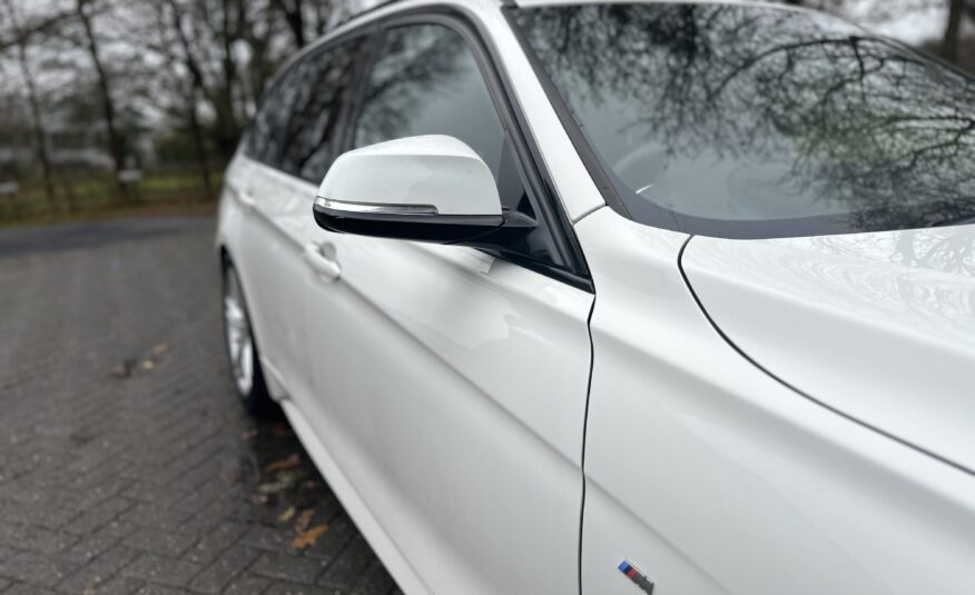 2016 BMW 320d M-Sport Touring Auto