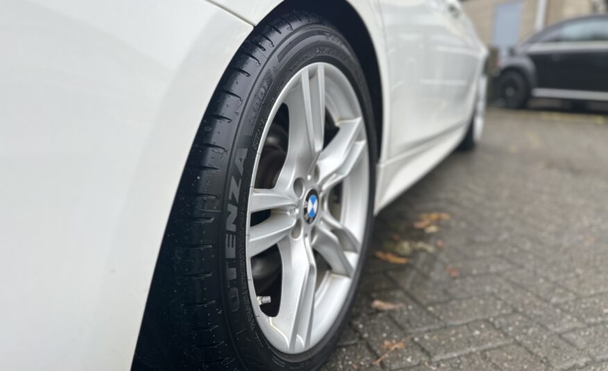 2016 BMW 320d M-Sport Touring Auto