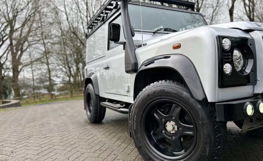 2013 Land Rover Defender 90 2.2 3Dr TDCI Hard-Top