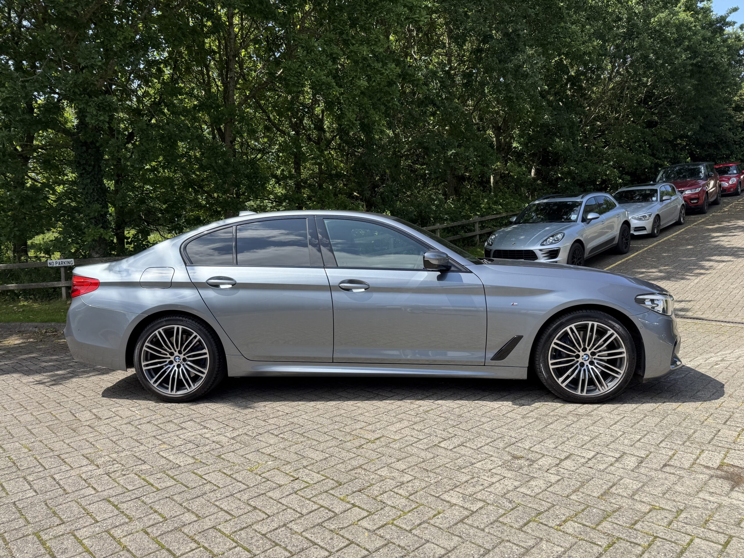 2019 BMW 530i M-Sport 4Dr Auto
