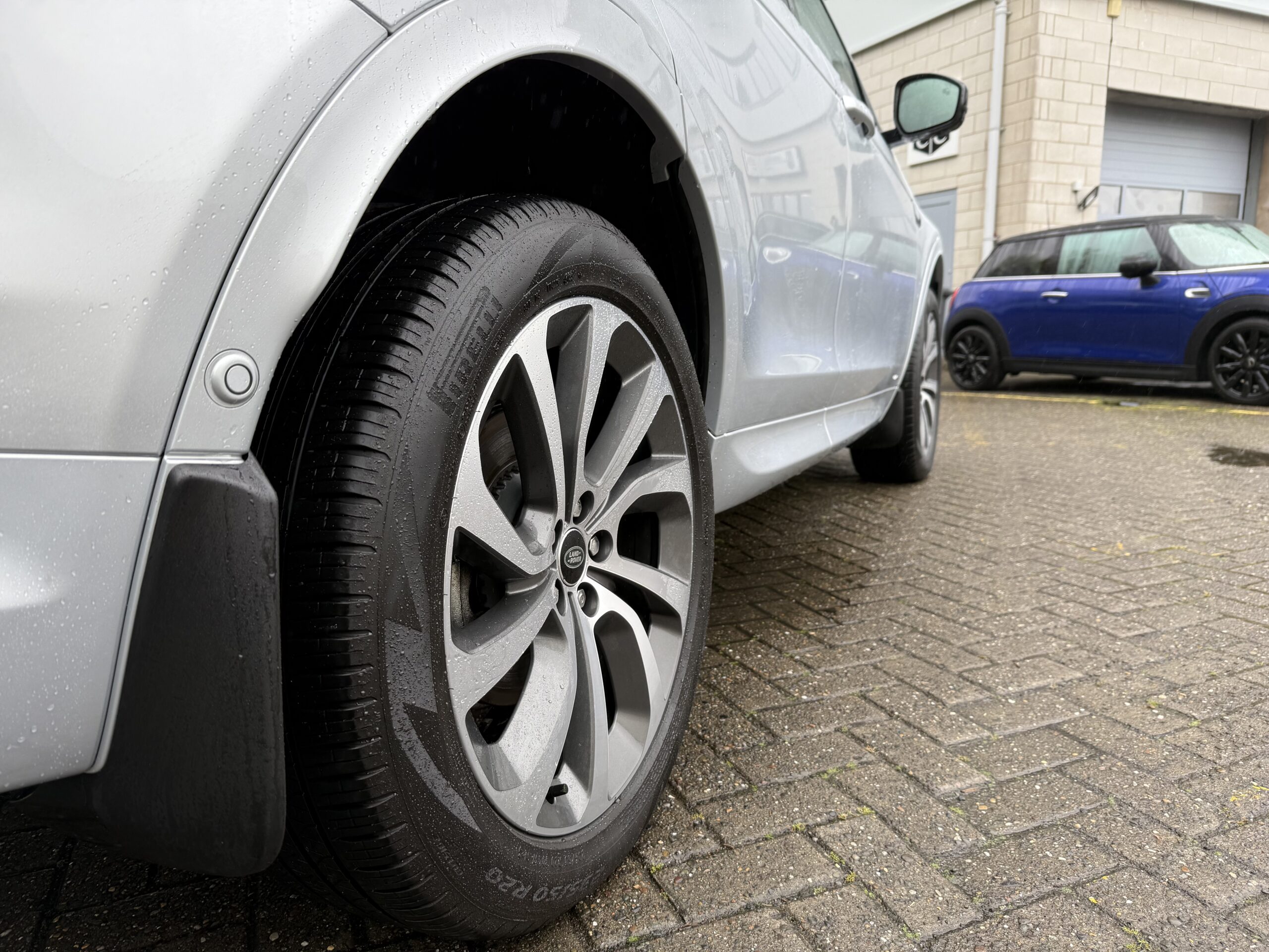 2021 Land Rover Discovery Sport 1.5 P300e R-Dynamic HSE 5Dr Auto