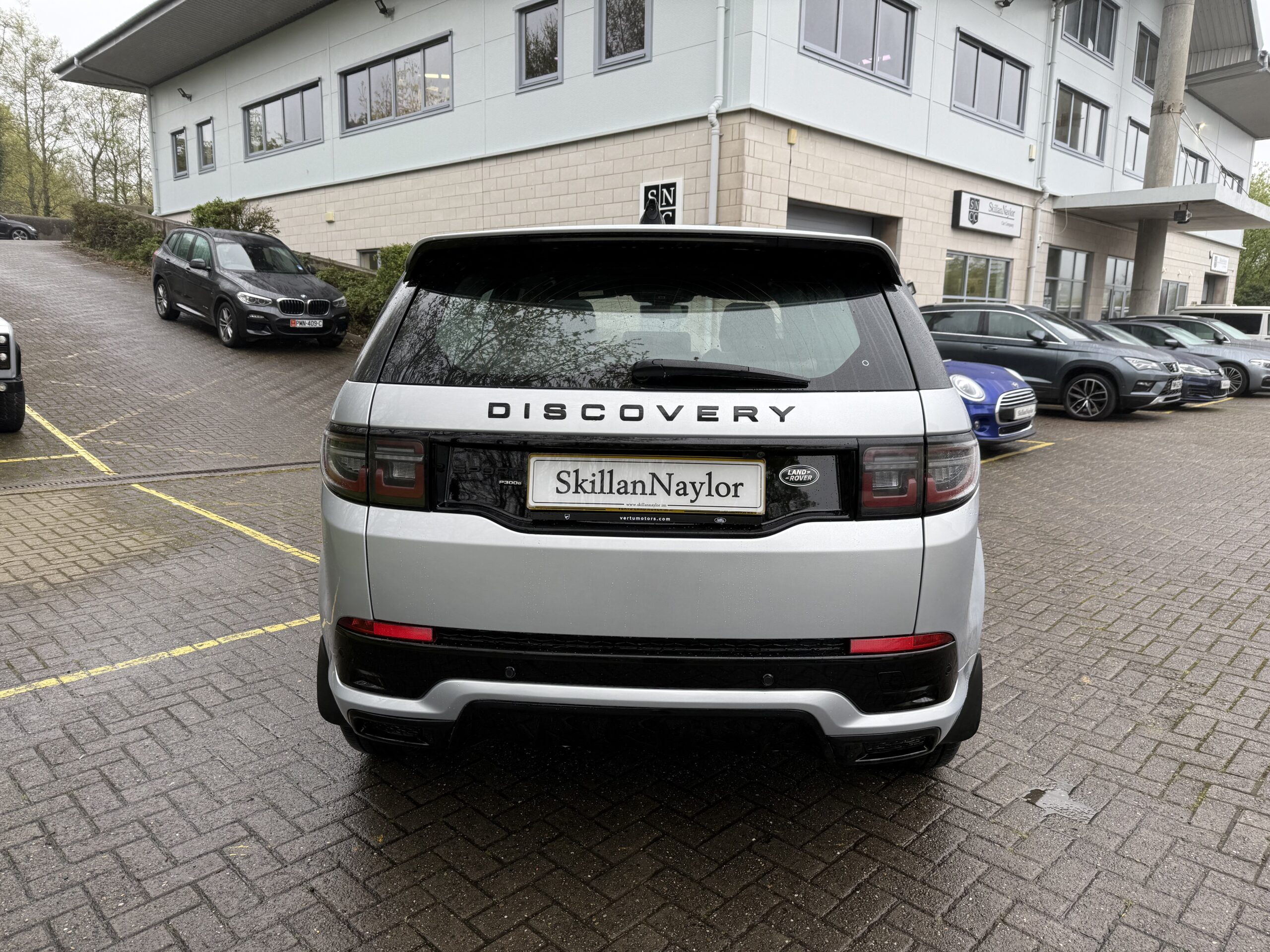 2021 Land Rover Discovery Sport 1.5 P300e R-Dynamic HSE 5Dr Auto