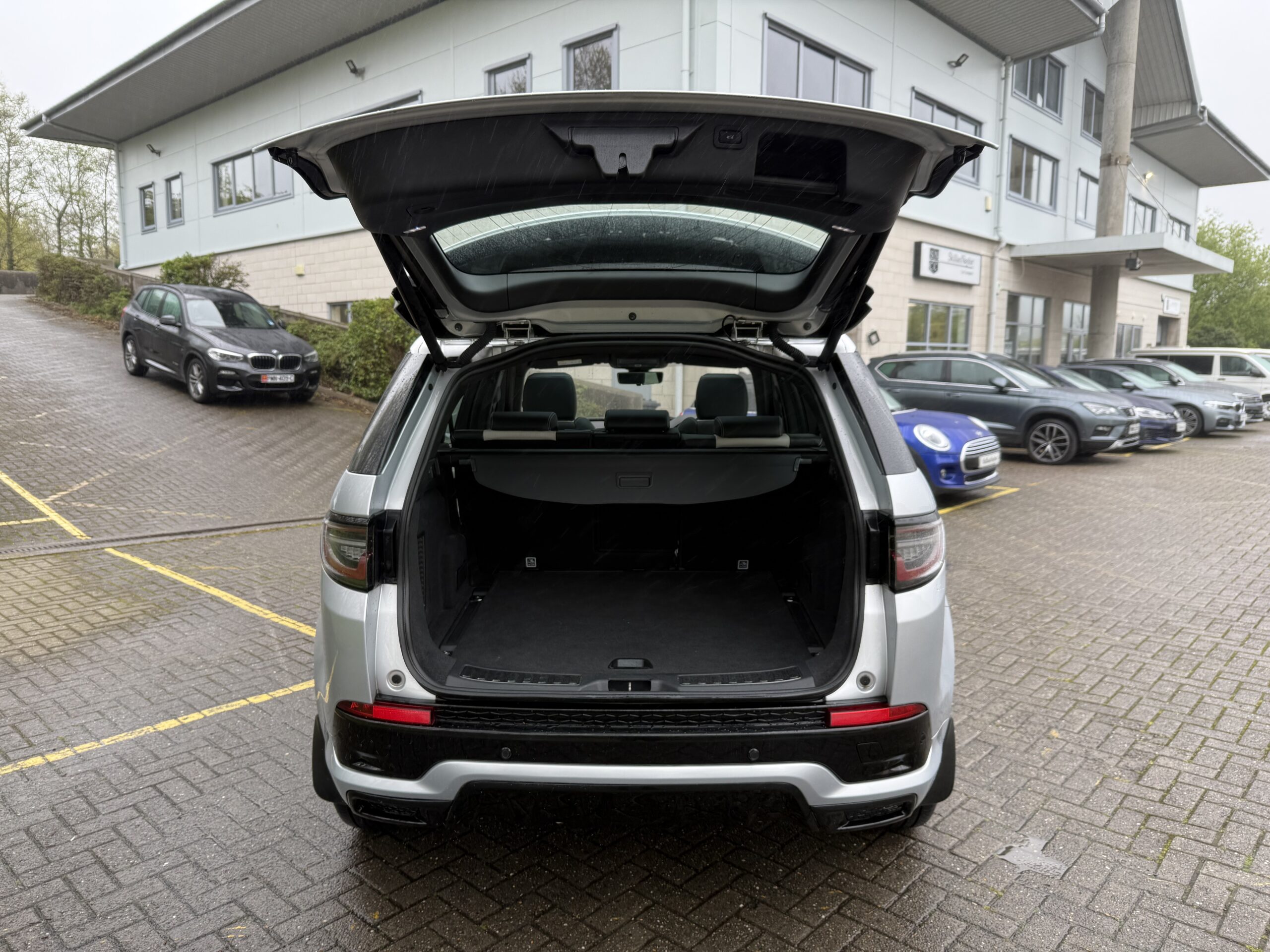 2021 Land Rover Discovery Sport 1.5 P300e R-Dynamic HSE 5Dr Auto