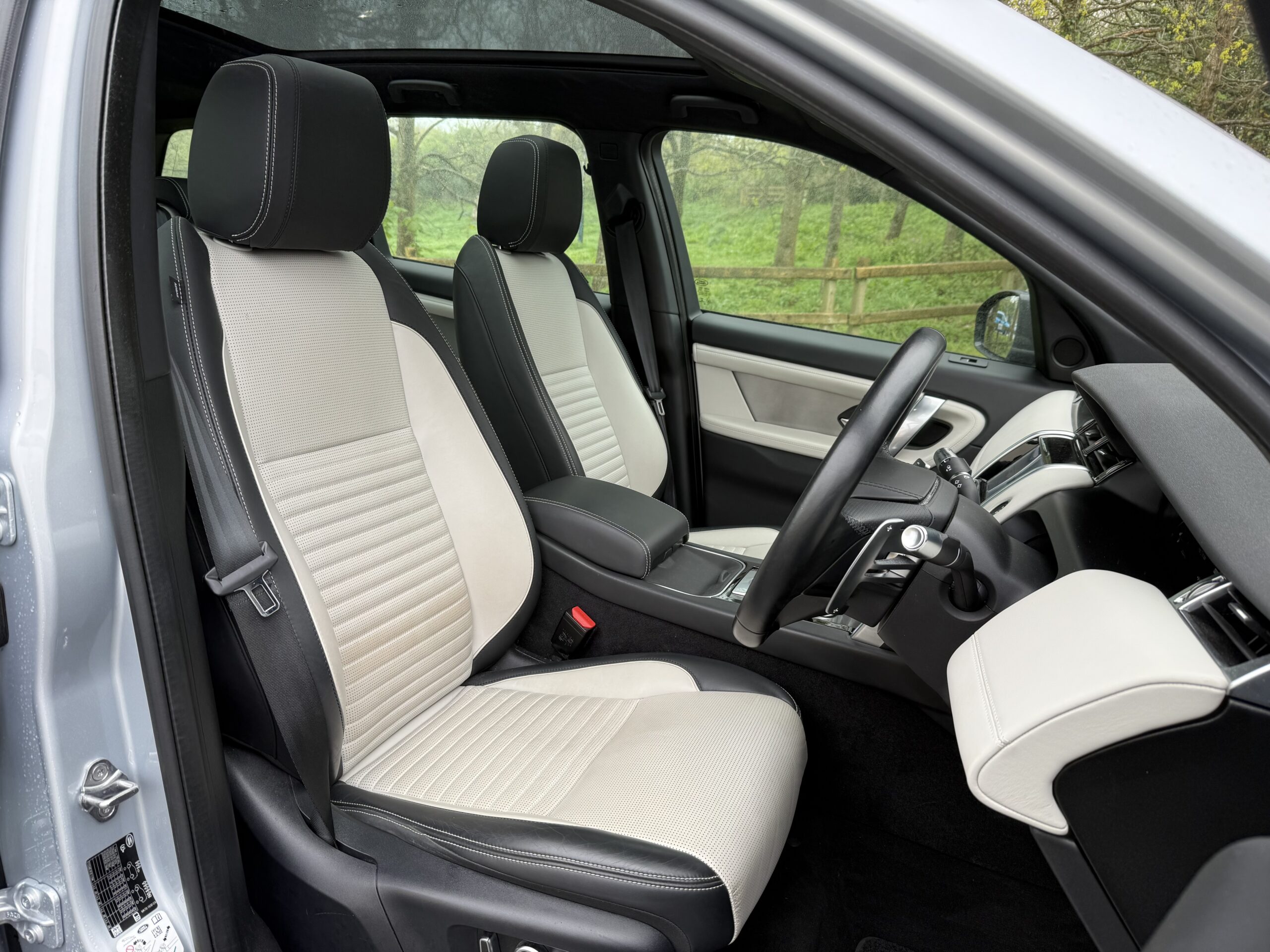 2021 Land Rover Discovery Sport 1.5 P300e R-Dynamic HSE 5Dr Auto