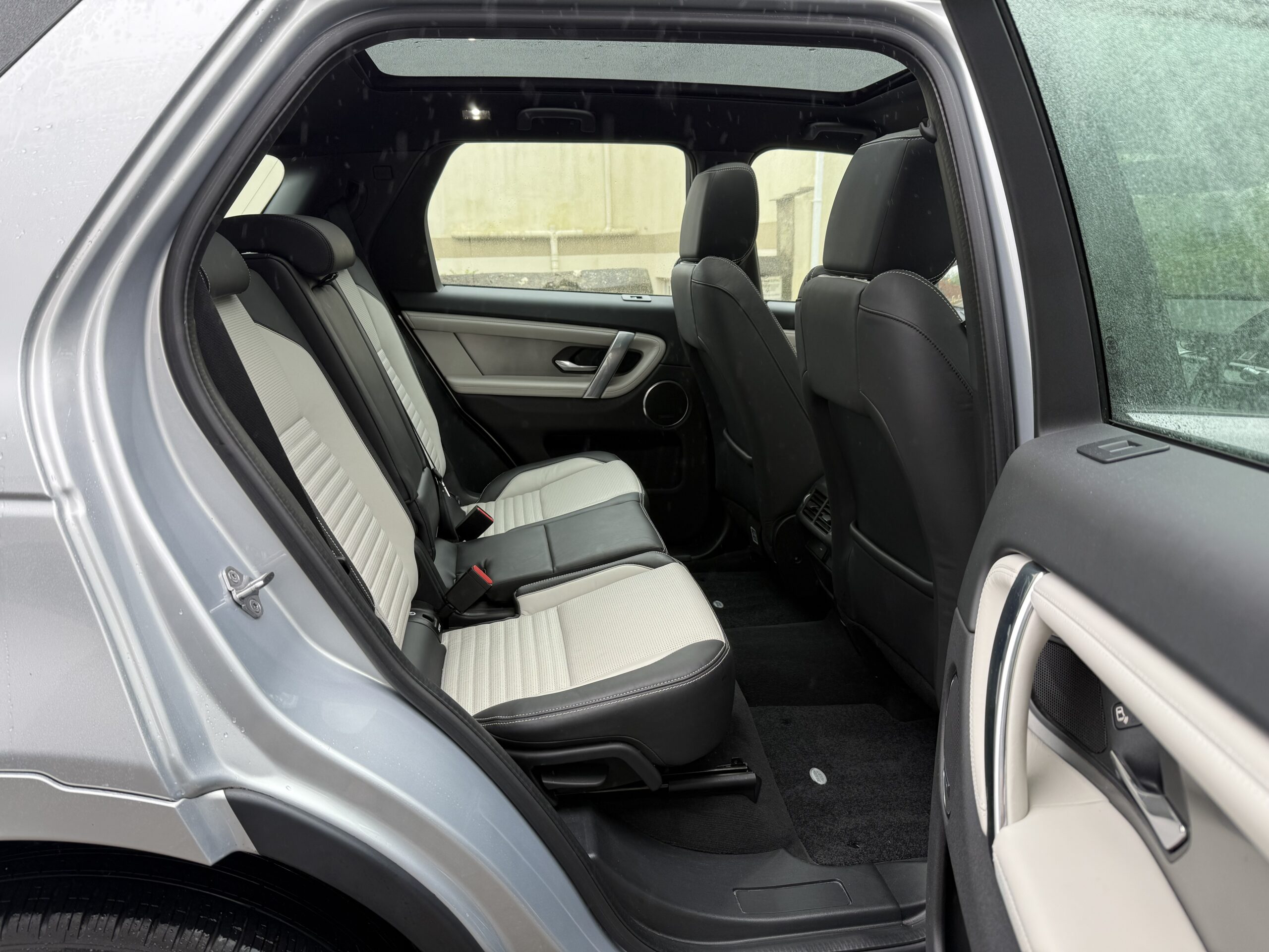 2021 Land Rover Discovery Sport 1.5 P300e R-Dynamic HSE 5Dr Auto