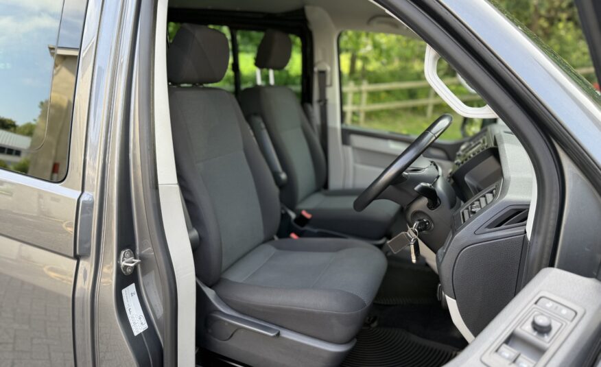 2019 Volkswagen Transporter T6 T32 2.0 TDI 150 Highline SWB Kombi 4Motion