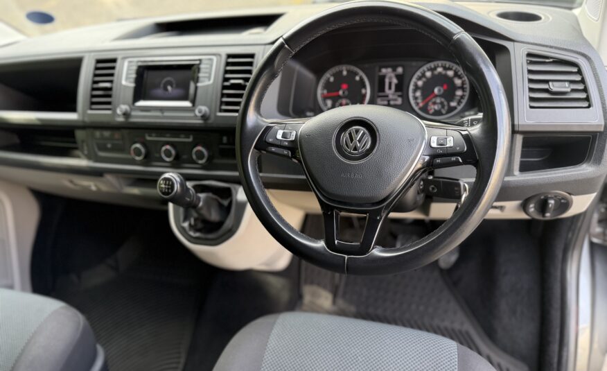 2019 Volkswagen Transporter T6 T32 2.0 TDI 150 Highline SWB Kombi 4Motion