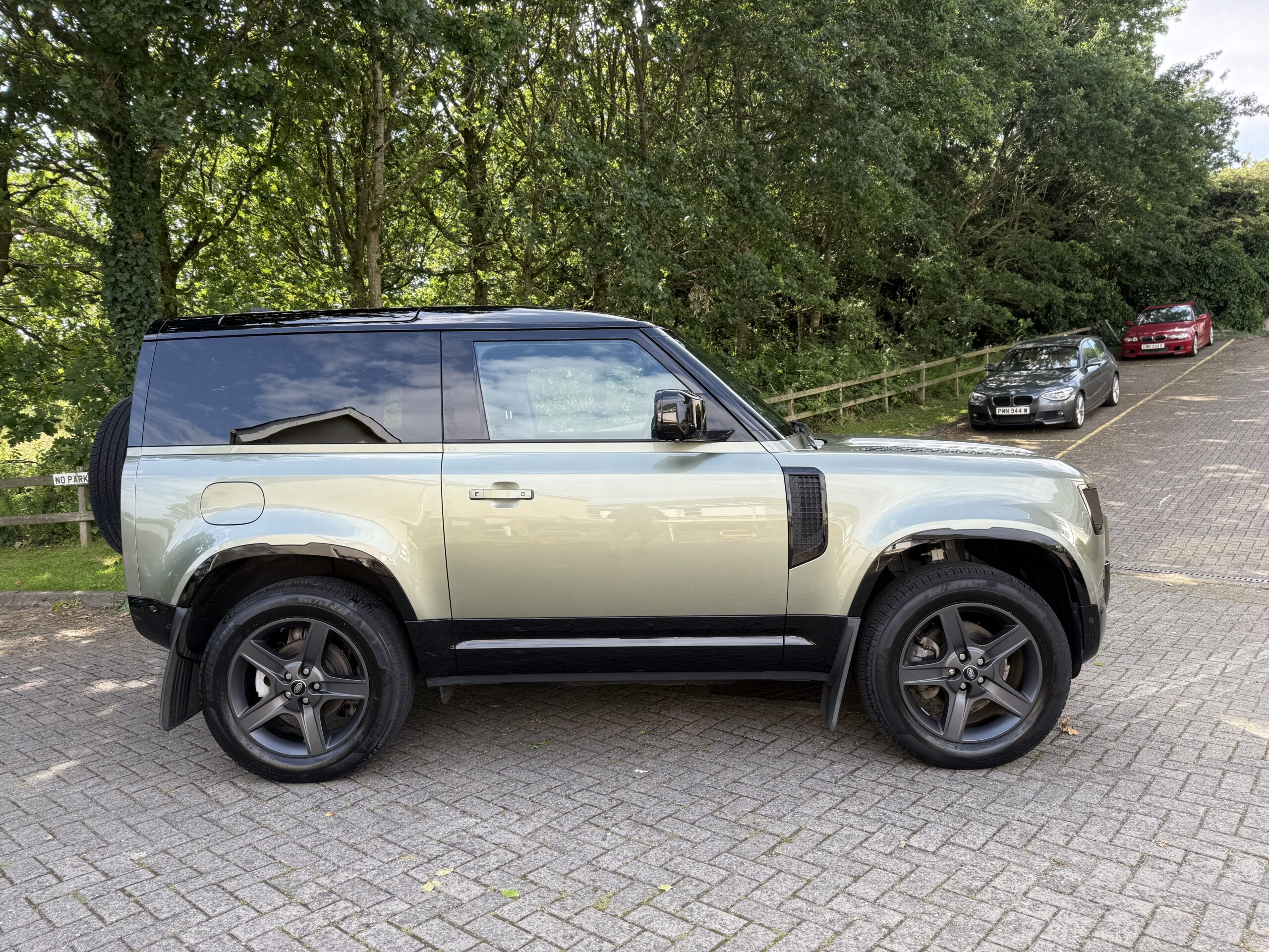 2022 Land Rover Defender 90 3.0 D250 X-Dynamic SE 3Dr Auto