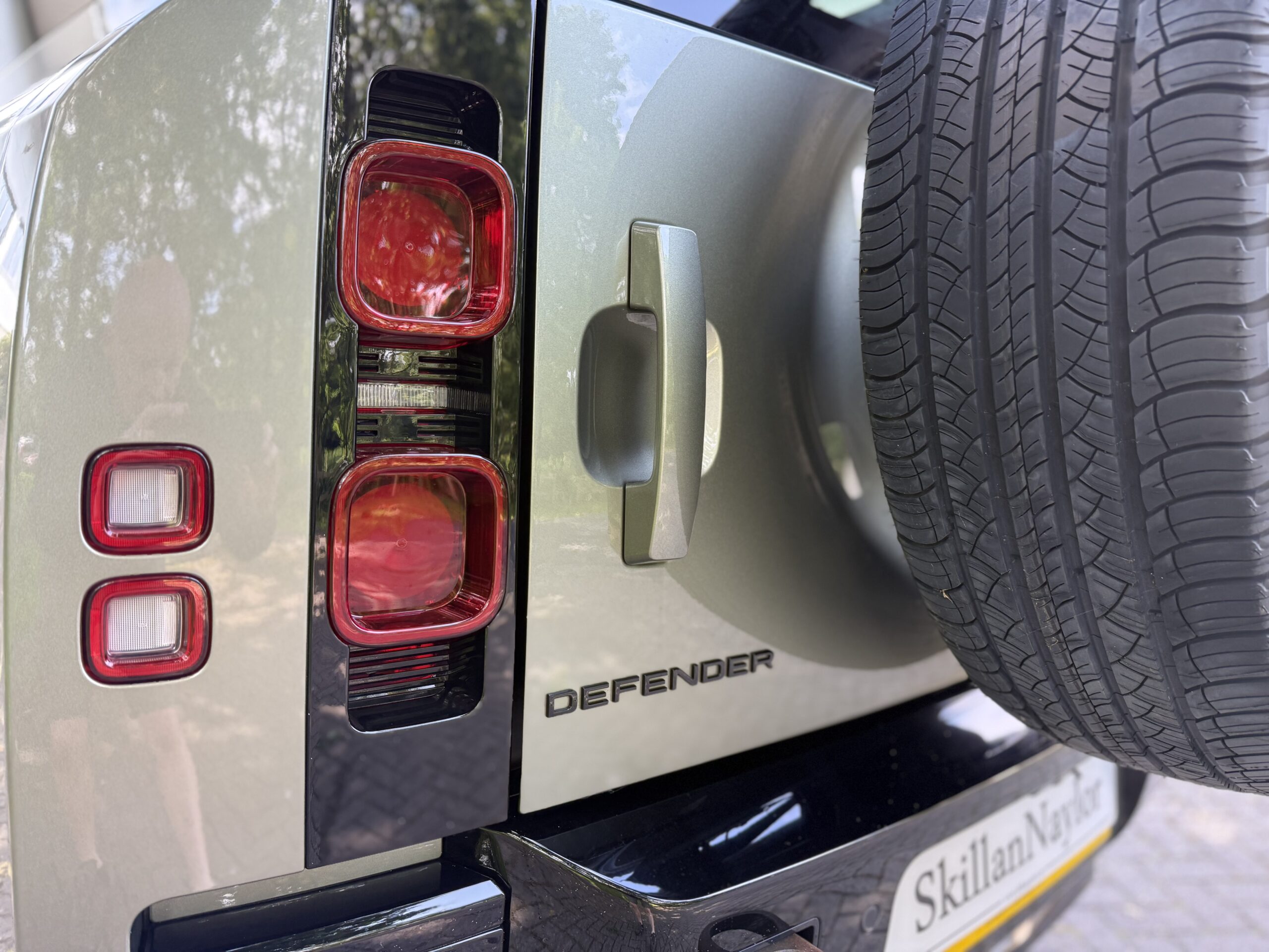 2022 Land Rover Defender 90 3.0 D250 X-Dynamic SE 3Dr Auto