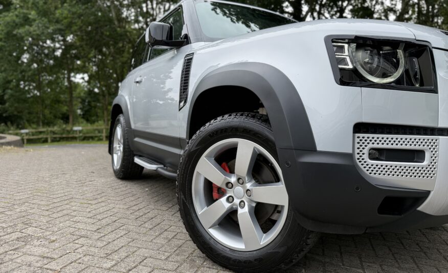 2022 Land Rover Defender 90 3.0 D250 Hard Top SE 3Dr Auto
