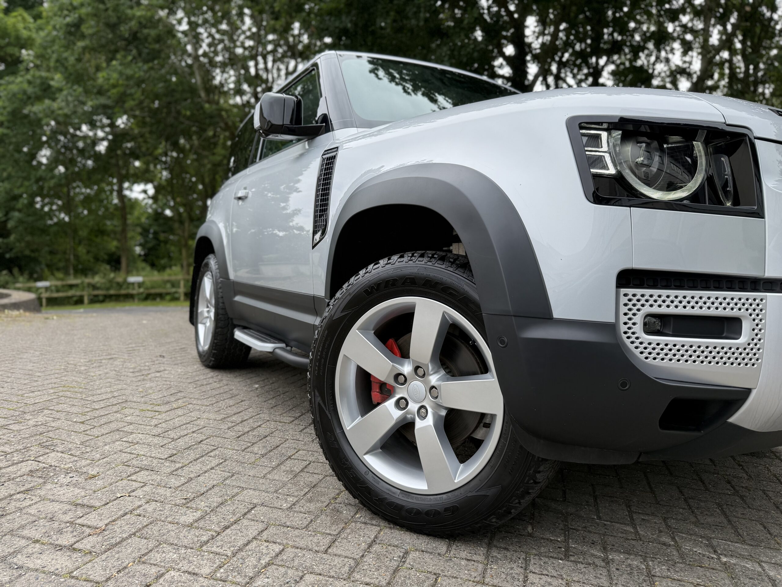 2022 Land Rover Defender 90 3.0 D250 Hard Top SE 3Dr Auto