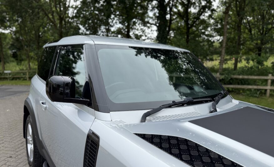 2022 Land Rover Defender 90 3.0 D250 Hard Top SE 3Dr Auto