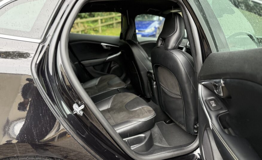 2018 Volvo V40 T3 2.0 R Design Nav+ 5Dr