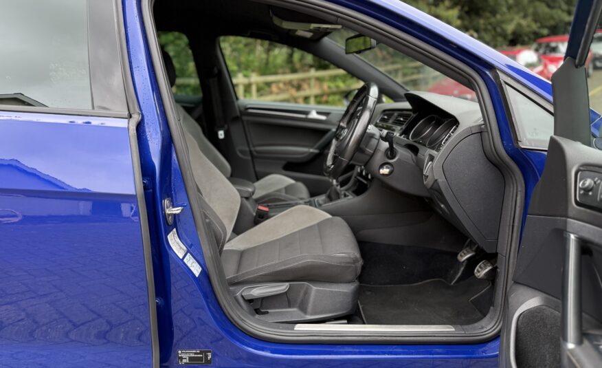 2016 Volkswagen Golf 2.0 TSI 300 R 5Dr