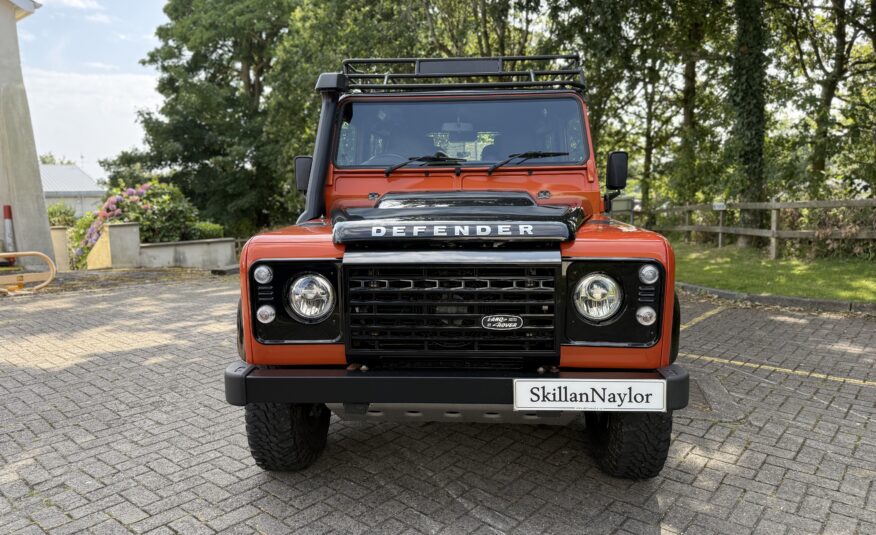 2016 Land Rover Defender 90 2.2 TDCI Adventure