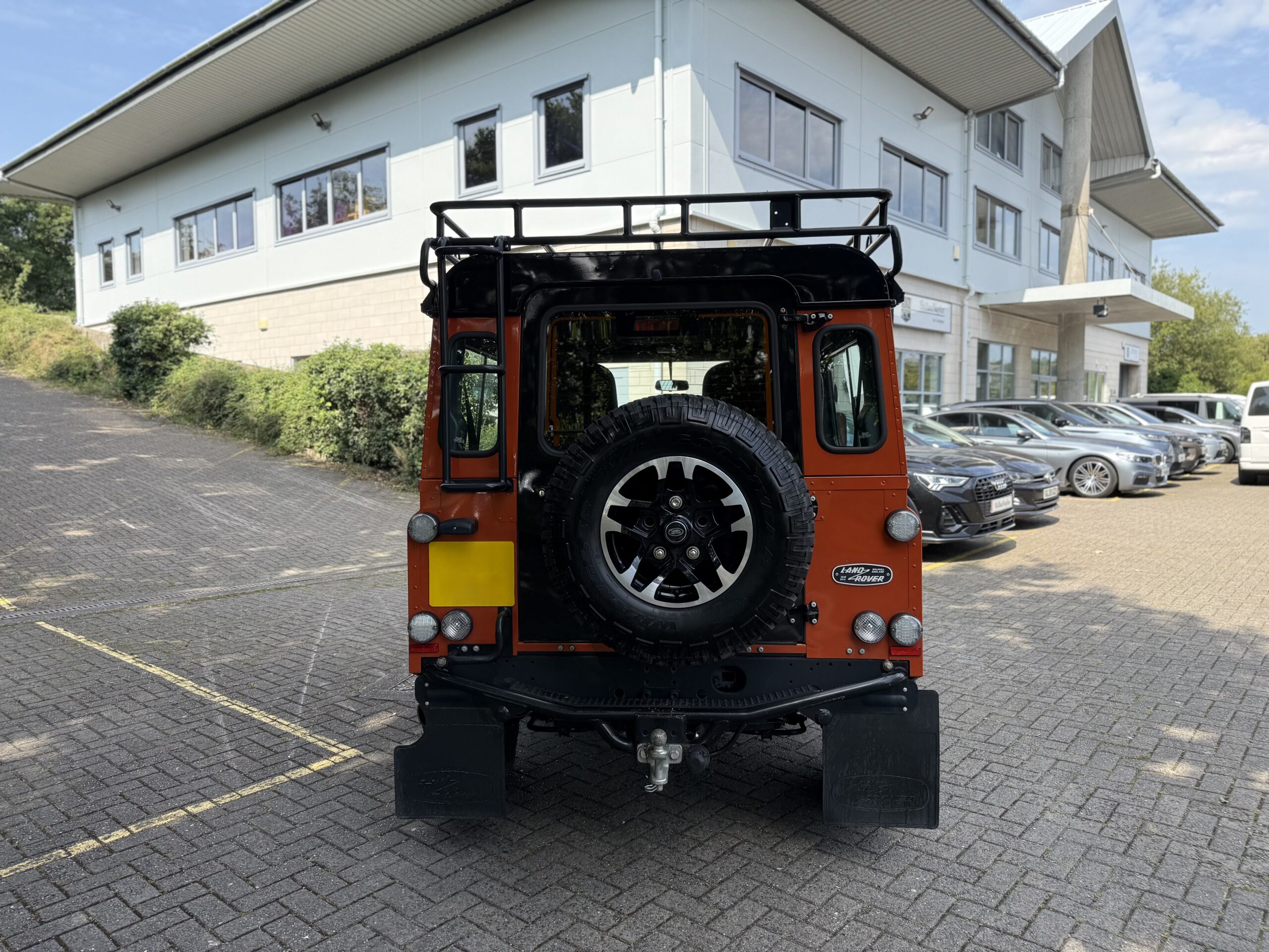 2016 Land Rover Defender 90 2.2 TDCI Adventure