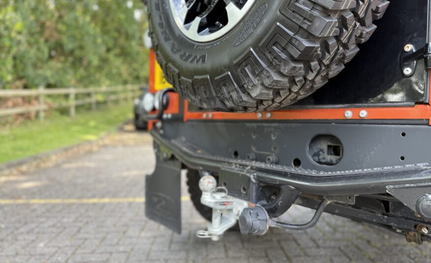2016 Land Rover Defender 90 2.2 TDCI Adventure