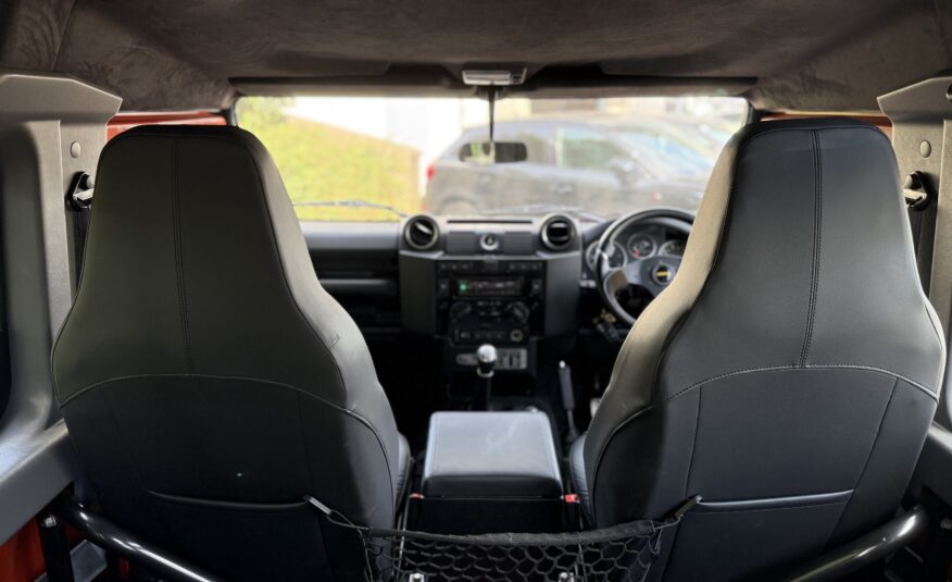2016 Land Rover Defender 90 2.2 TDCI Adventure