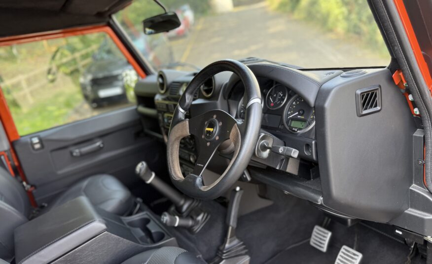 2016 Land Rover Defender 90 2.2 TDCI Adventure