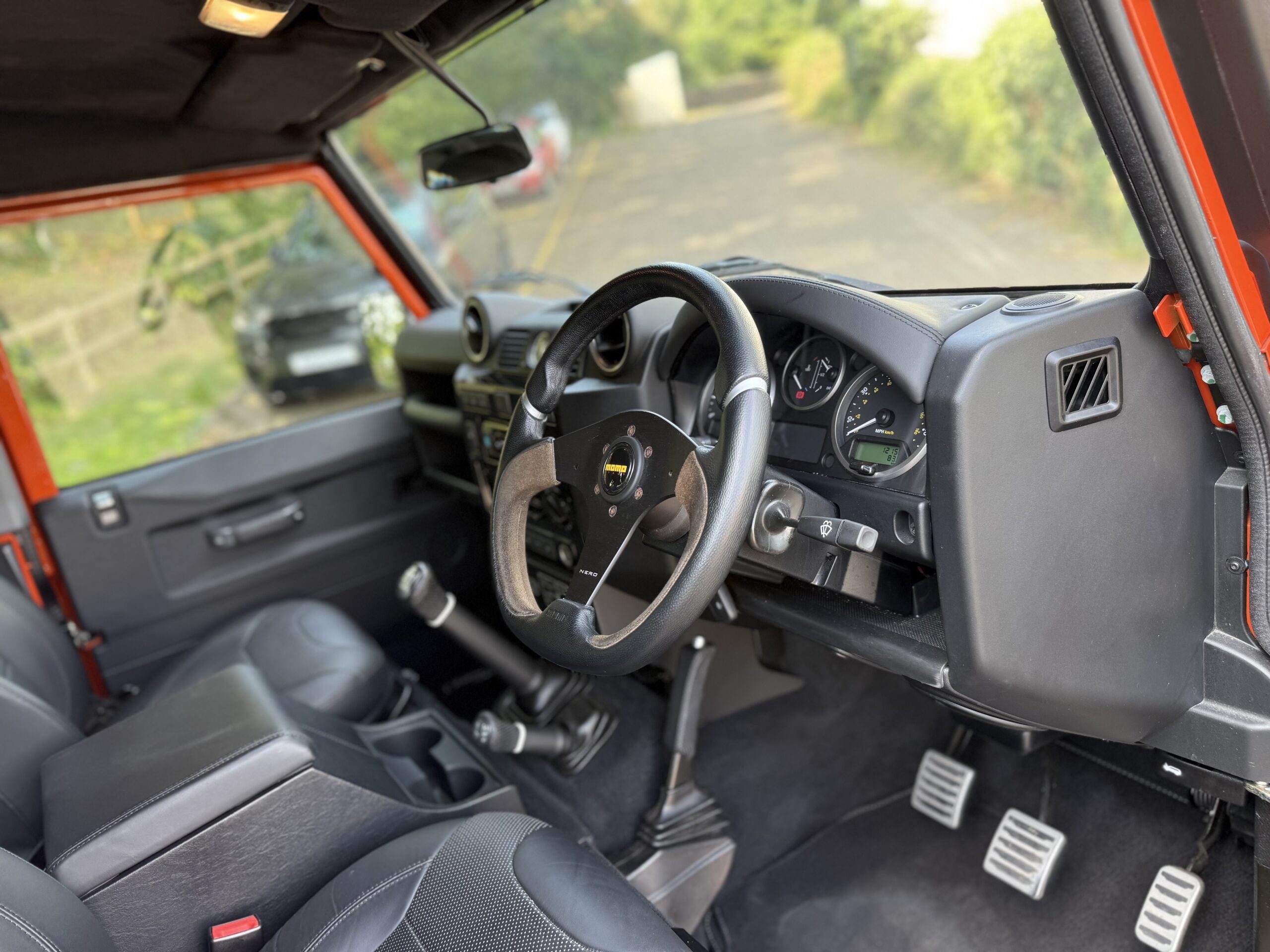 2016 Land Rover Defender 90 2.2 TDCI Adventure