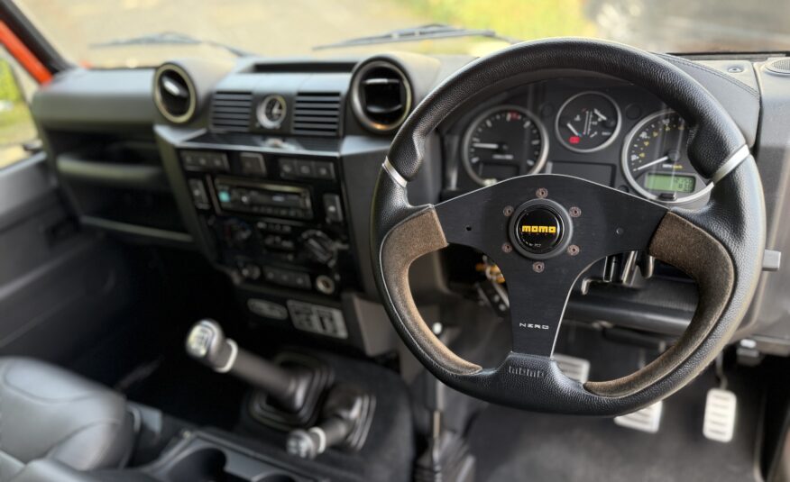 2016 Land Rover Defender 90 2.2 TDCI Adventure