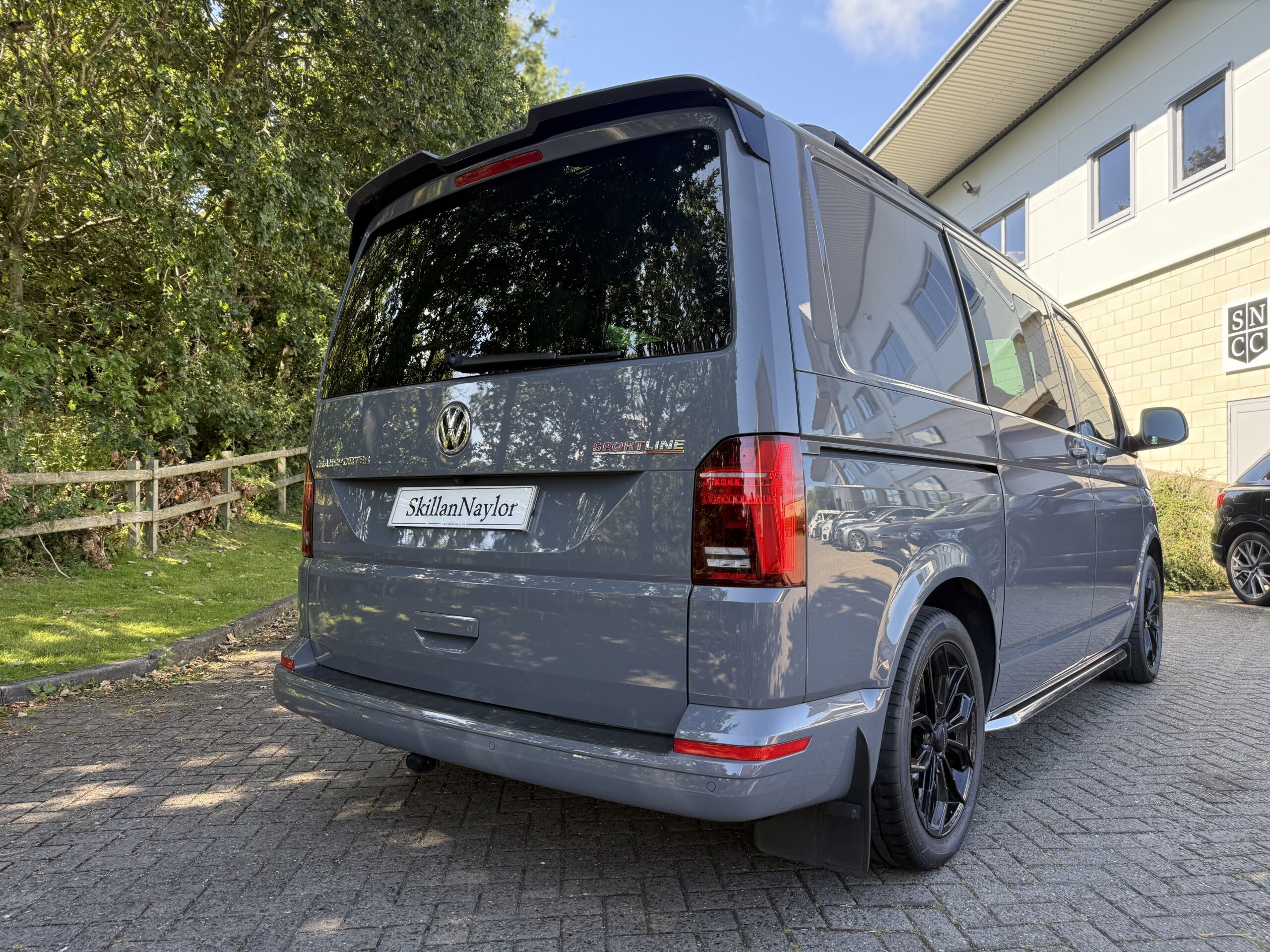 2022 Volkswagen Transporter T6.1 T32 2.0 BITDI 204 Sportline Kombi SWB DSG Auto