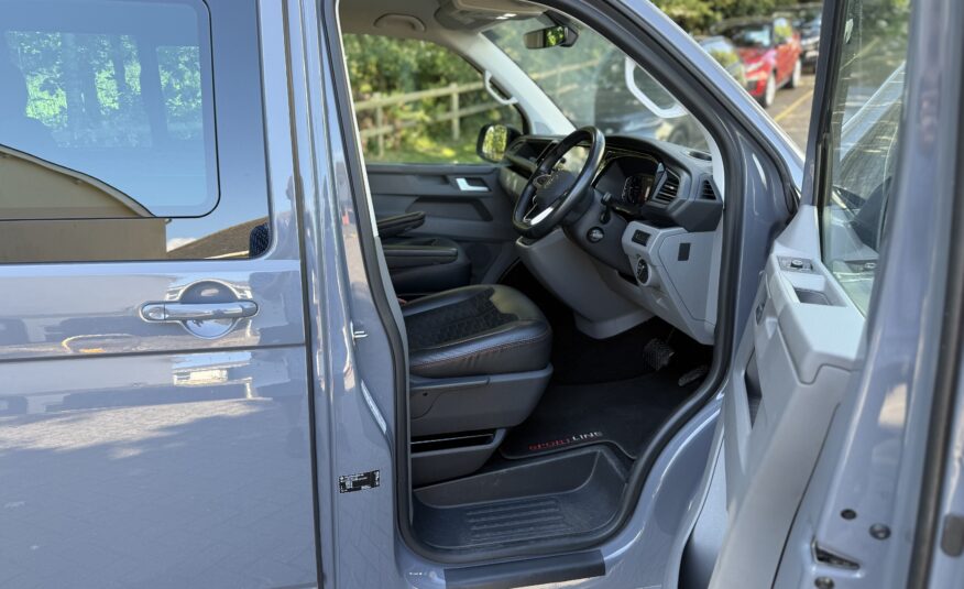 2022 Volkswagen Transporter T6.1 T32 2.0 BITDI 204 Sportline Kombi SWB DSG Auto