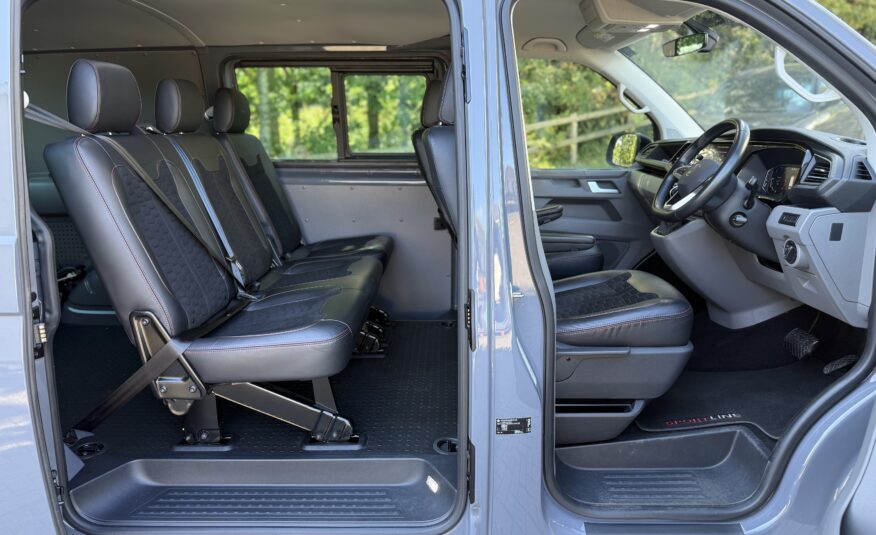 2022 Volkswagen Transporter T6.1 T32 2.0 BITDI 204 Sportline Kombi SWB DSG Auto