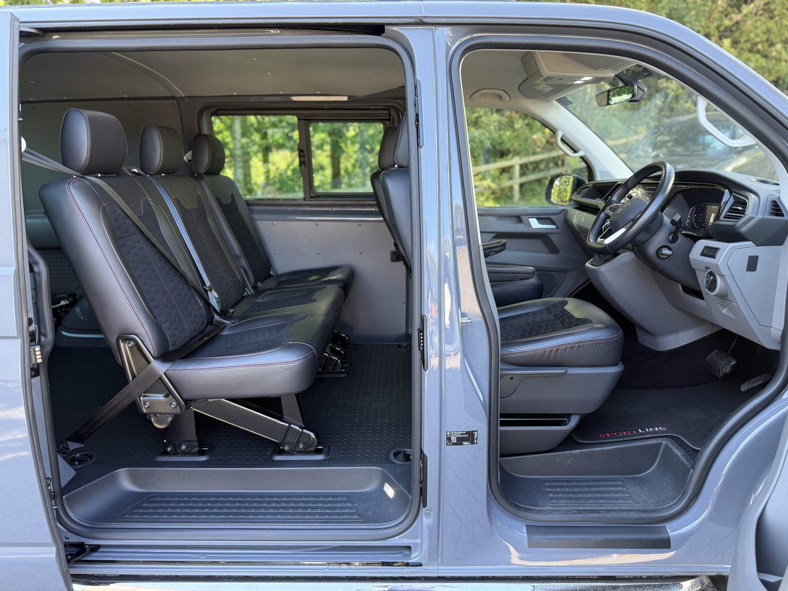 2022 Volkswagen Transporter T6.1 T32 2.0 BITDI 204 Sportline Kombi SWB DSG Auto