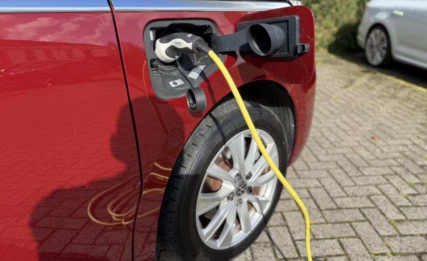2022 Volkswagen Multivan 1.4 TSI eHybrid Style 5Dr LWB DSG Auto