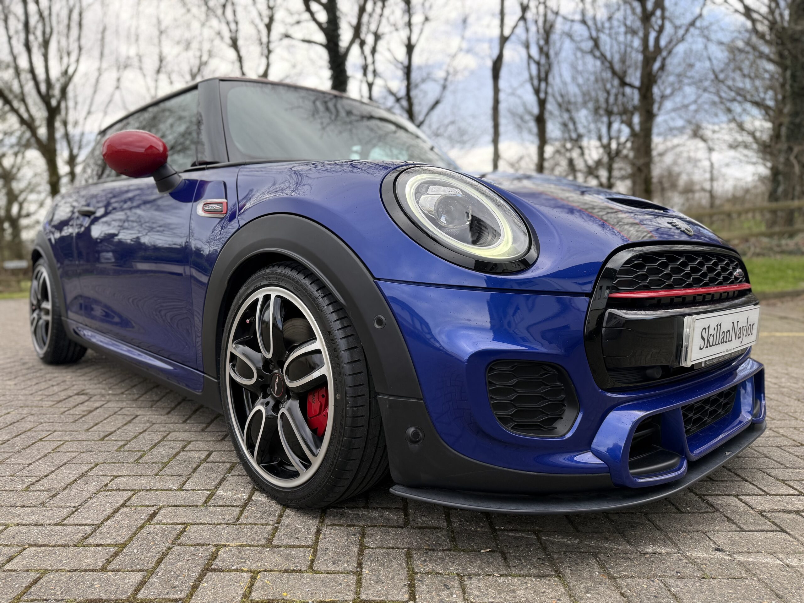 Vehicle Detail (Mobile)