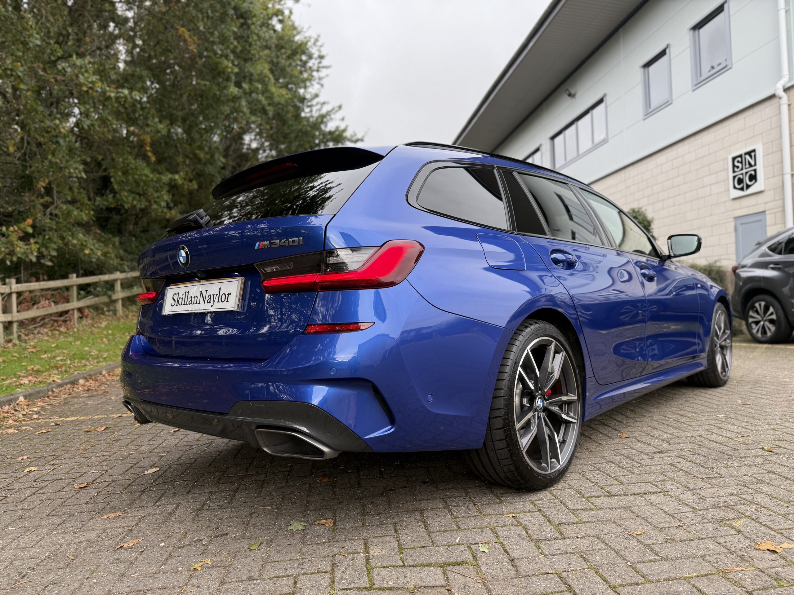 2021 BMW M340i xDrive MHT Touring Auto
