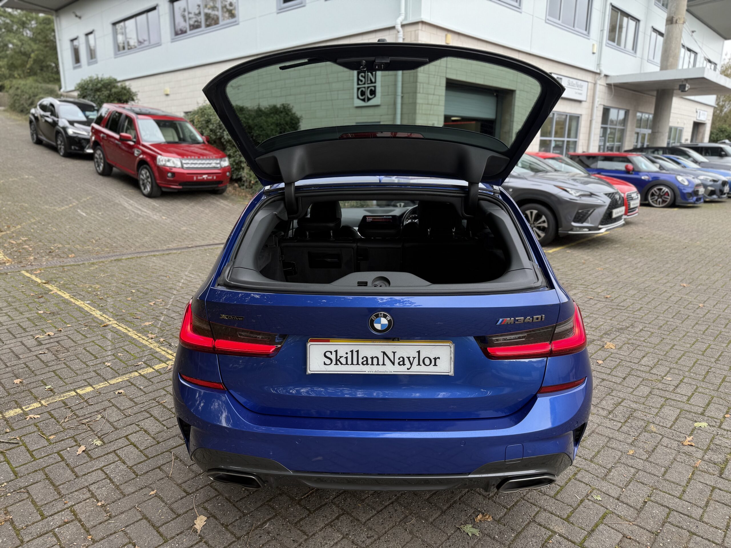 2021 BMW M340i xDrive MHT Touring Auto