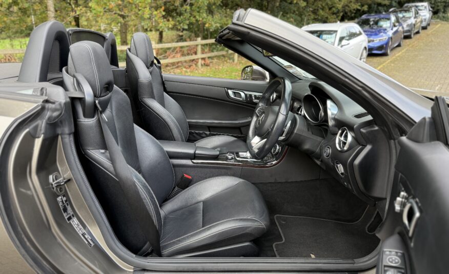 2016 Mercedes SLC 200 AMG Line 2Dr Roadster 9G-Tronic Auto