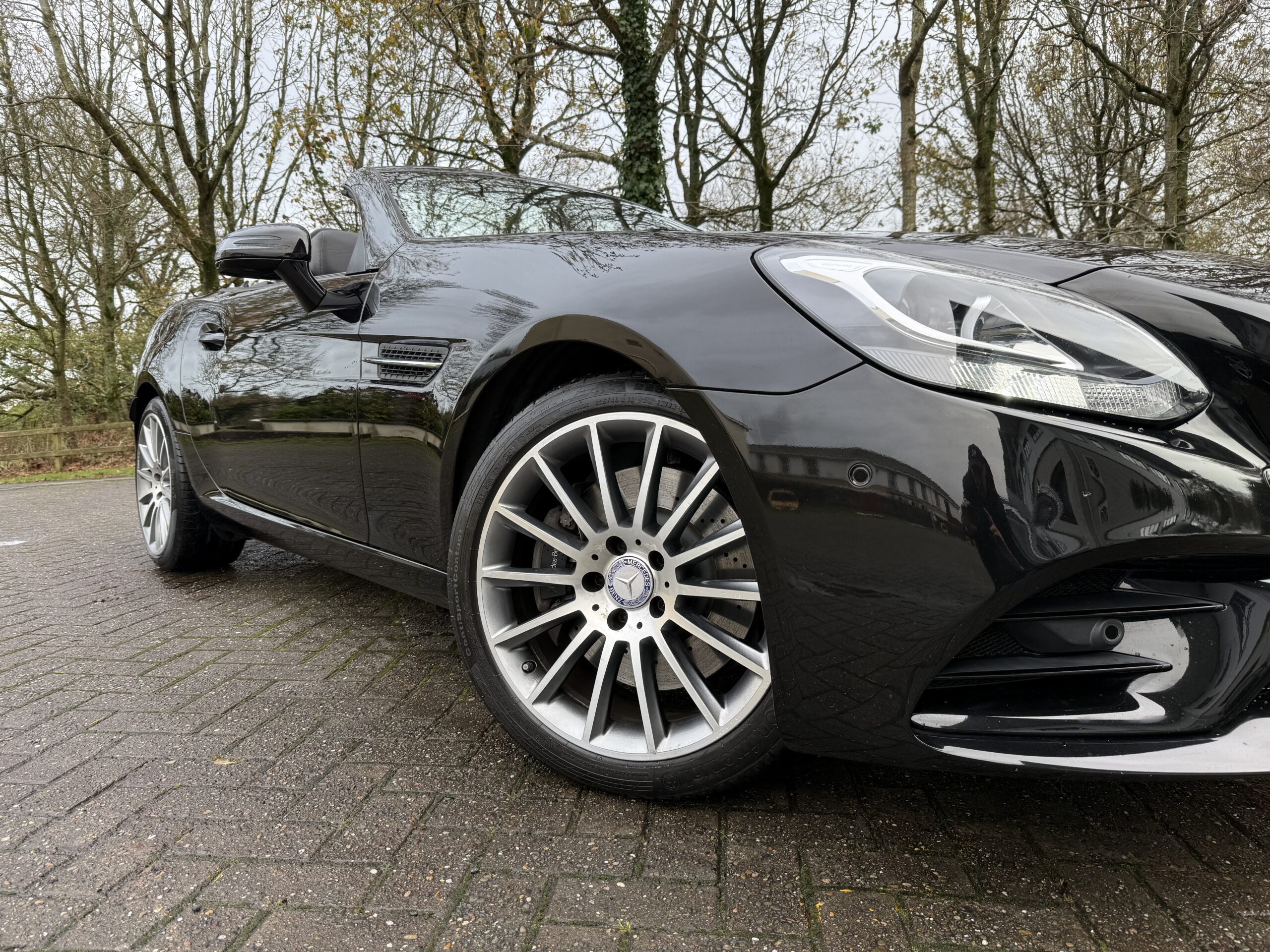 2017 Mercedes SLC 300 AMG Line Roadster 9G-Tronic Auto