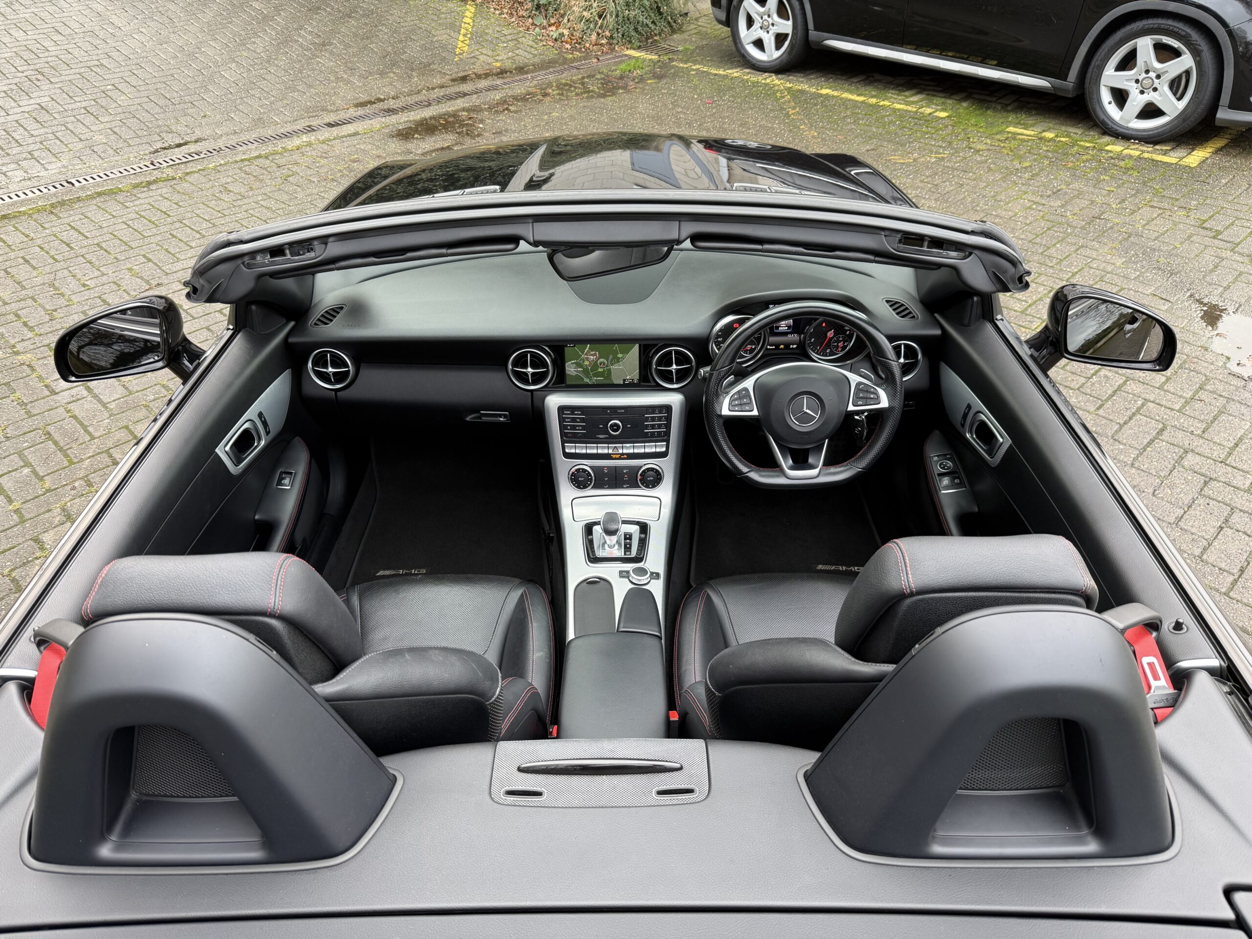 2017 Mercedes SLC 300 AMG Line Roadster 9G-Tronic Auto