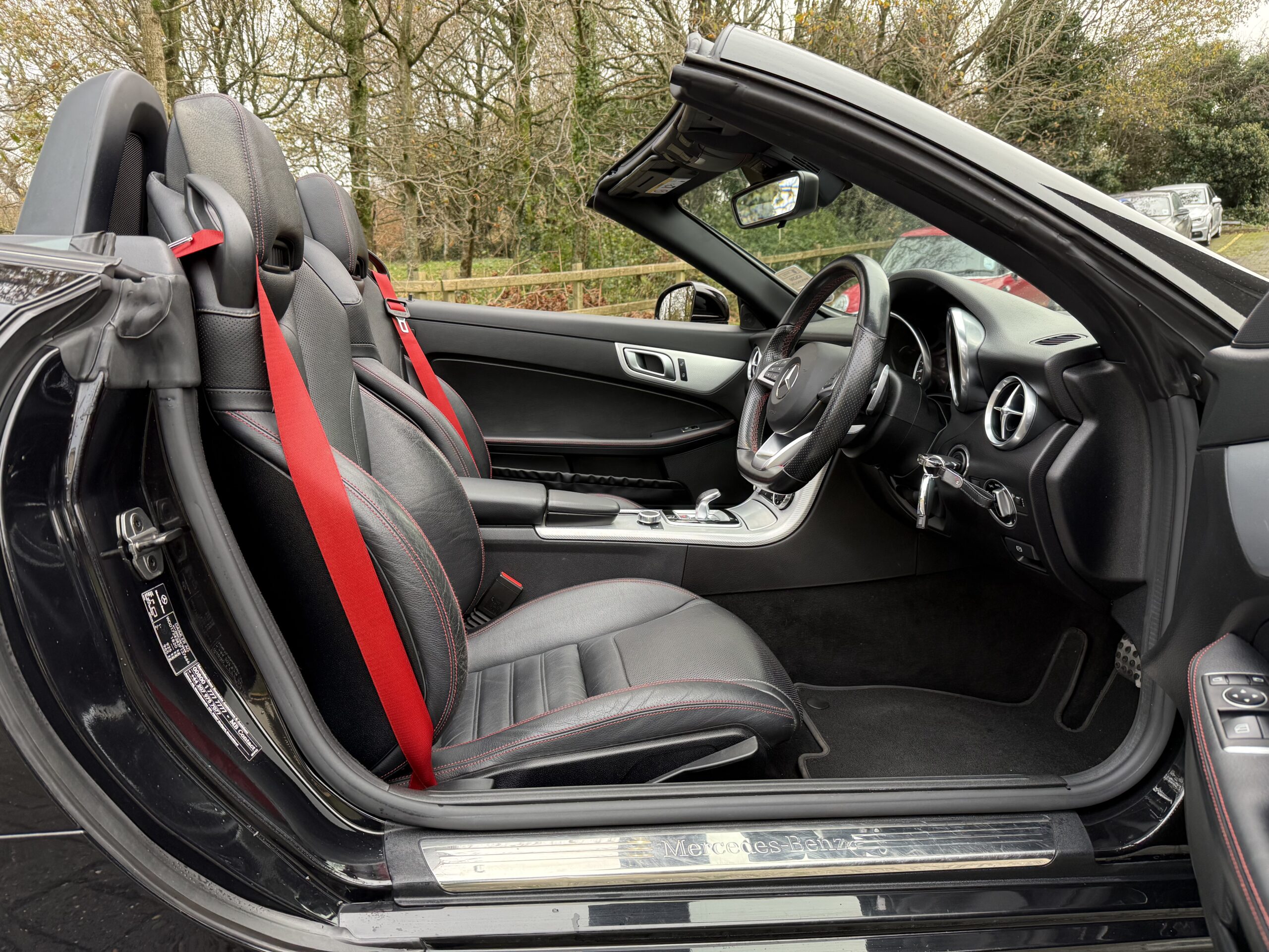 2017 Mercedes SLC 300 AMG Line Roadster 9G-Tronic Auto