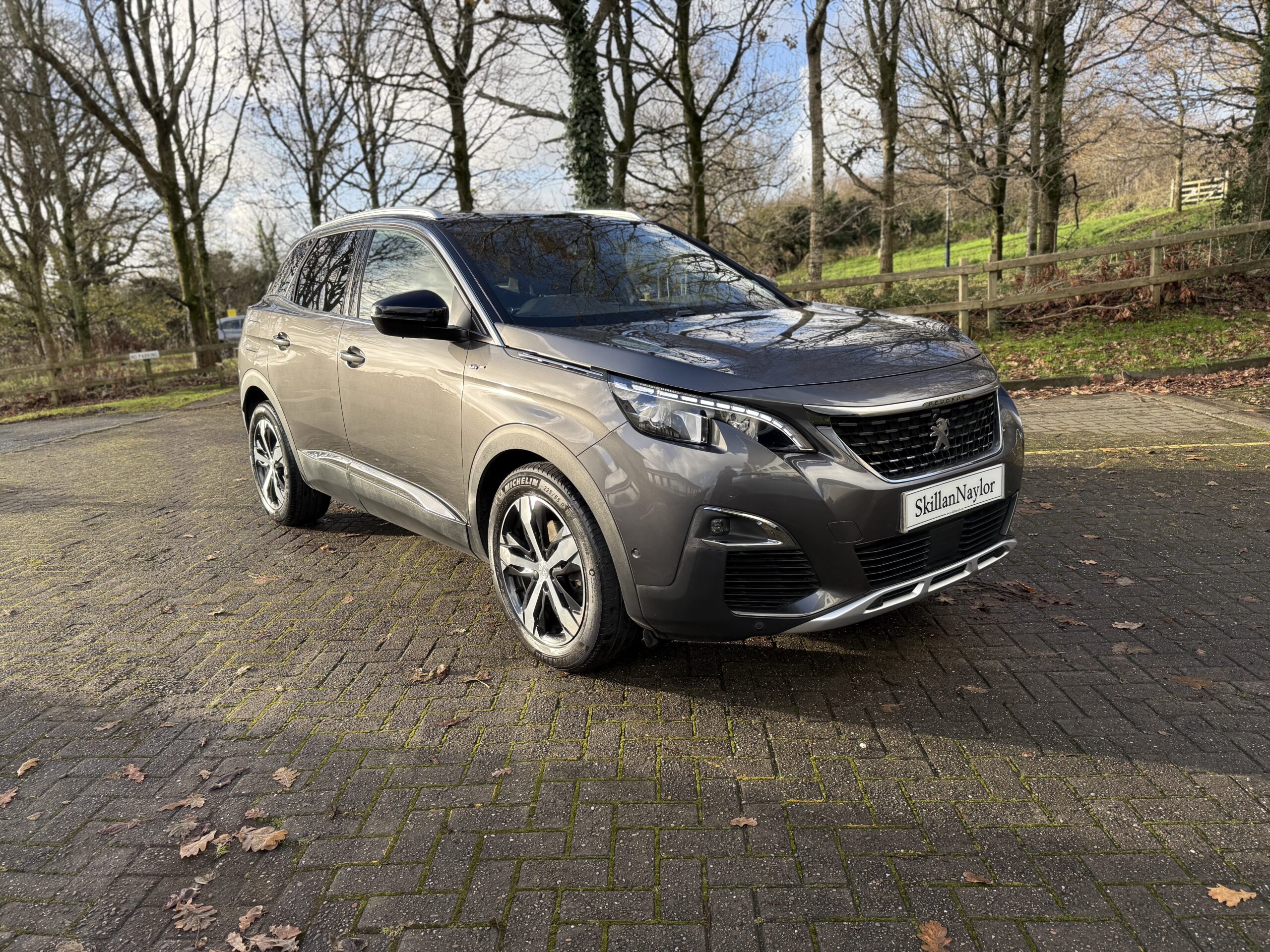 Vehicle Detail (Mobile)