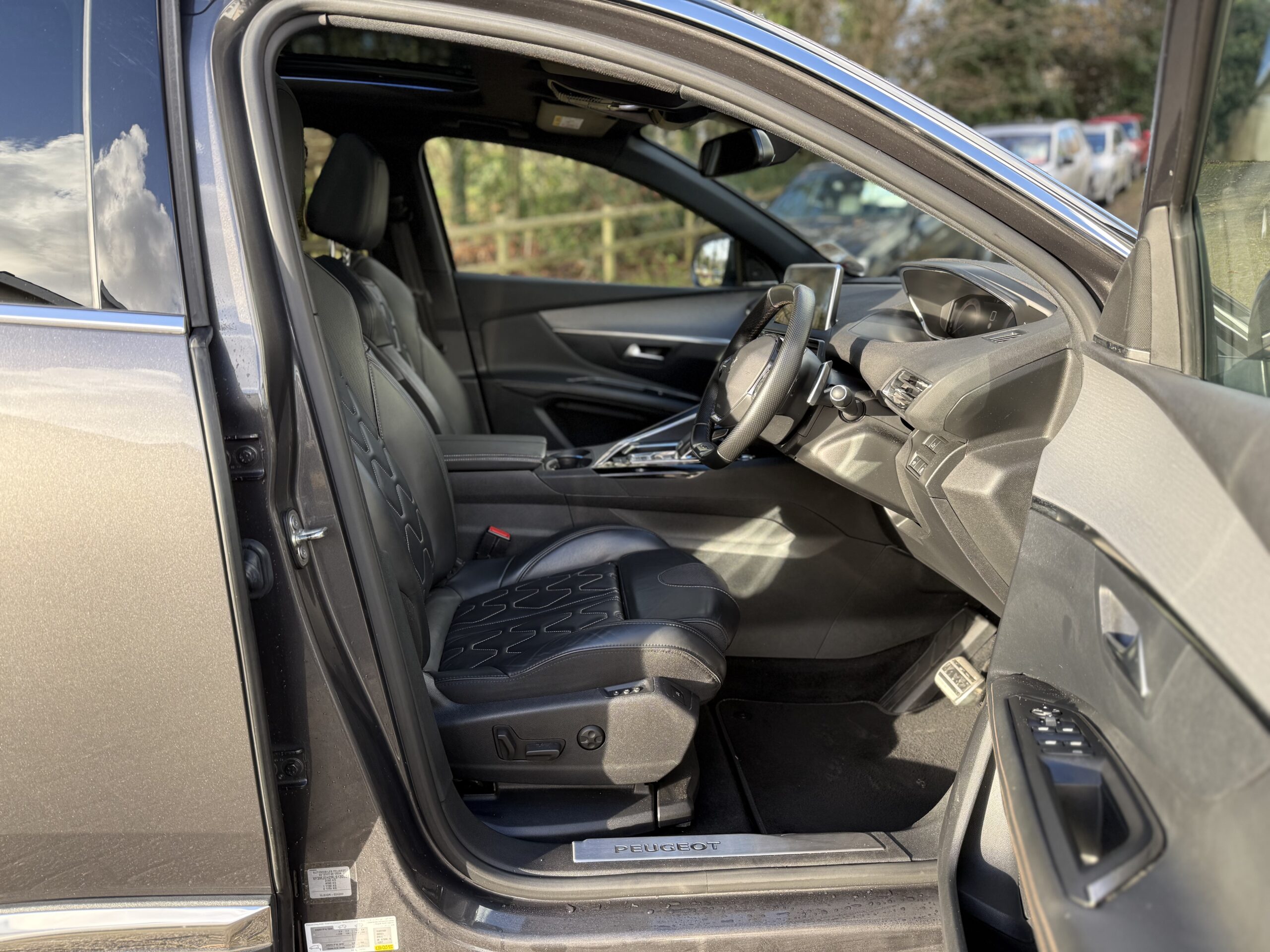 Vehicle Detail (Mobile)